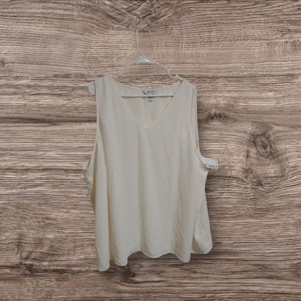 Nine West Cream Sleeveless Boxy Tank Top